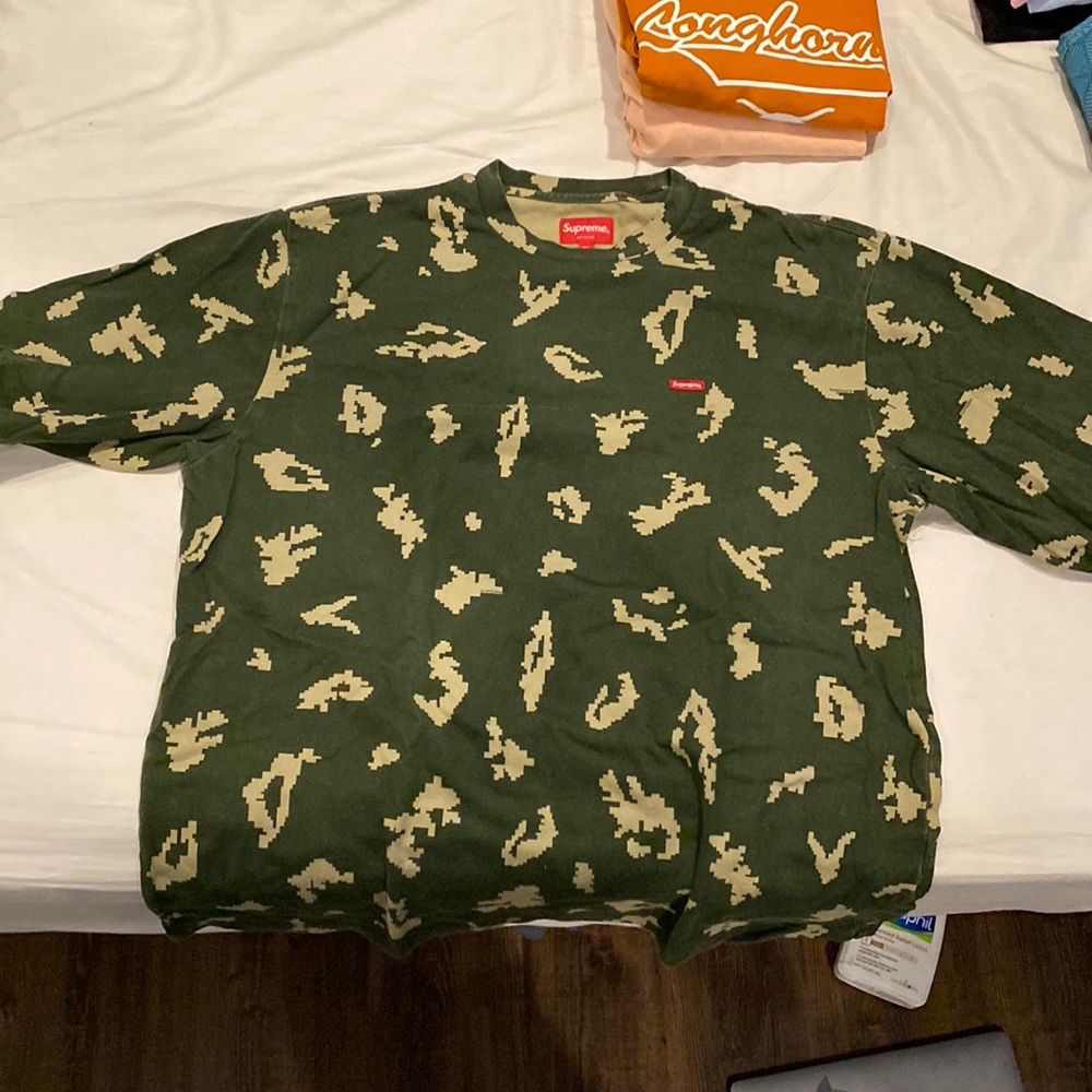 Camo Supreme Shirt from France